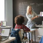 Top Tools for Teachers to Integrate Light Education in Their Curriculum