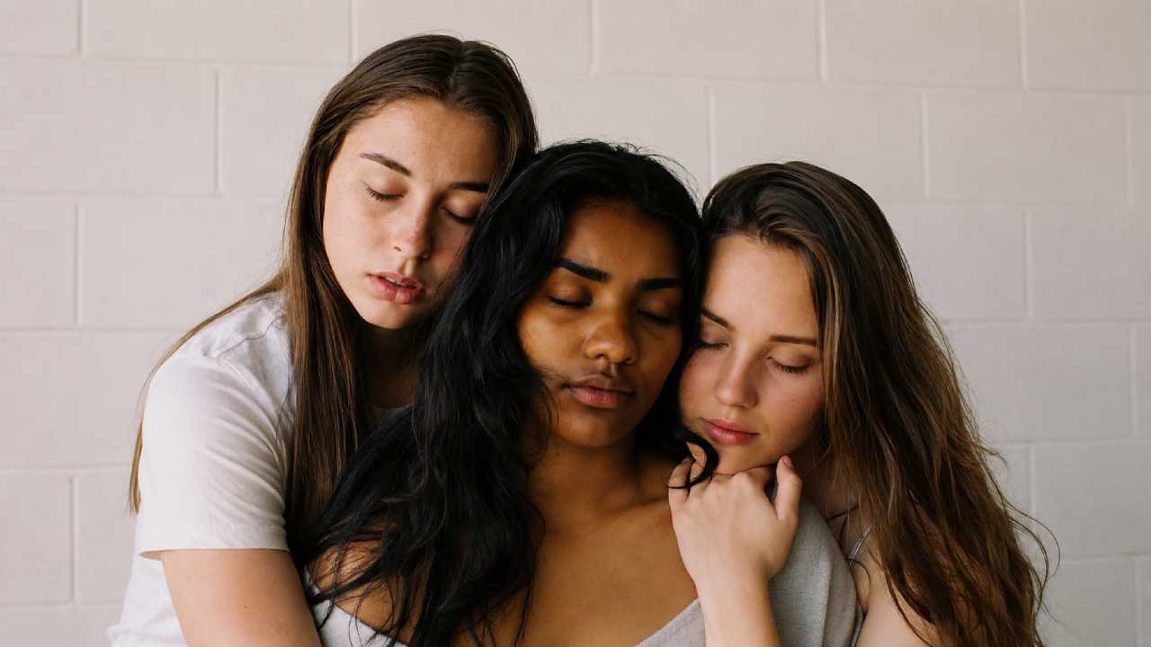 Signs of People Having High Social Intelligence