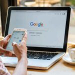 How does Google find information on the Internet?