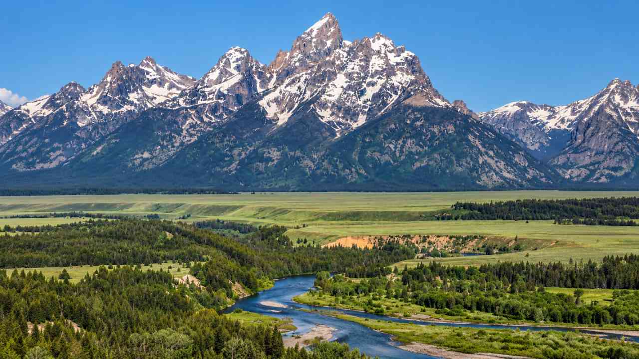 Why Is the Air Colder in Mountainous Areas?
